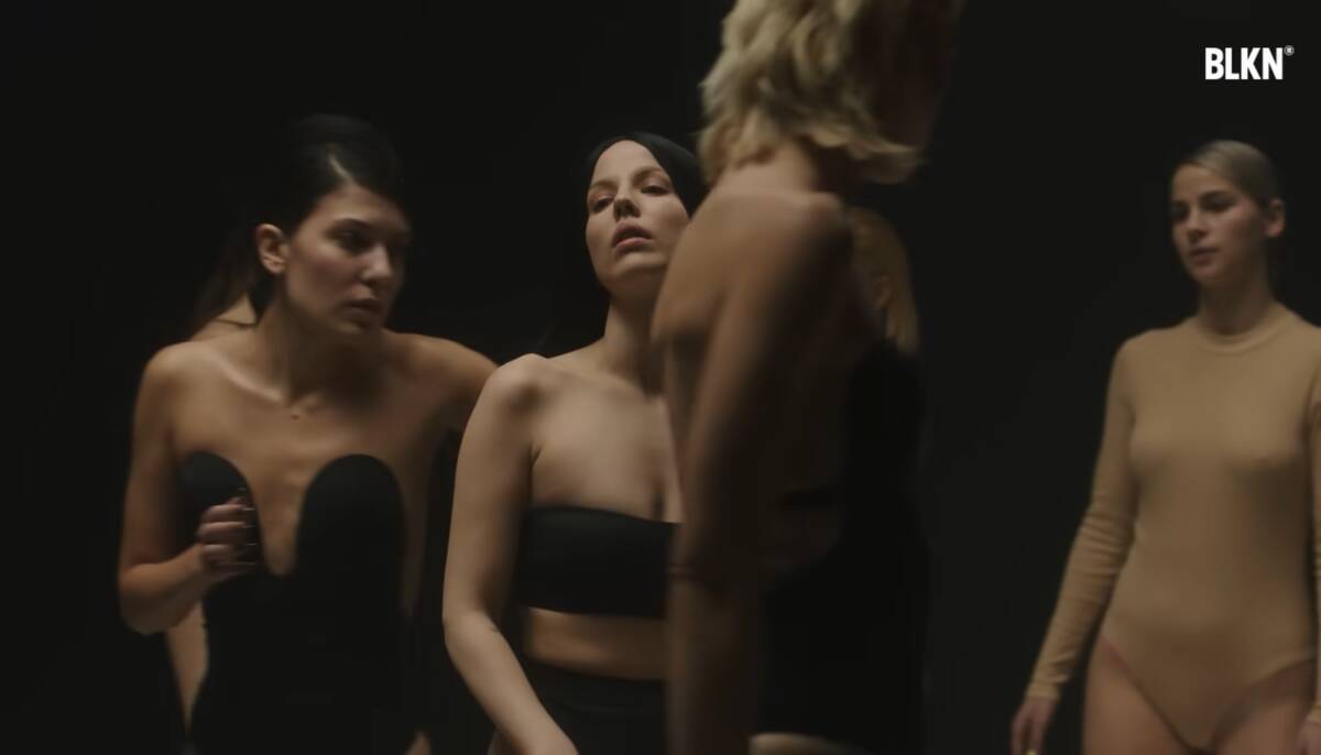 1661319.png