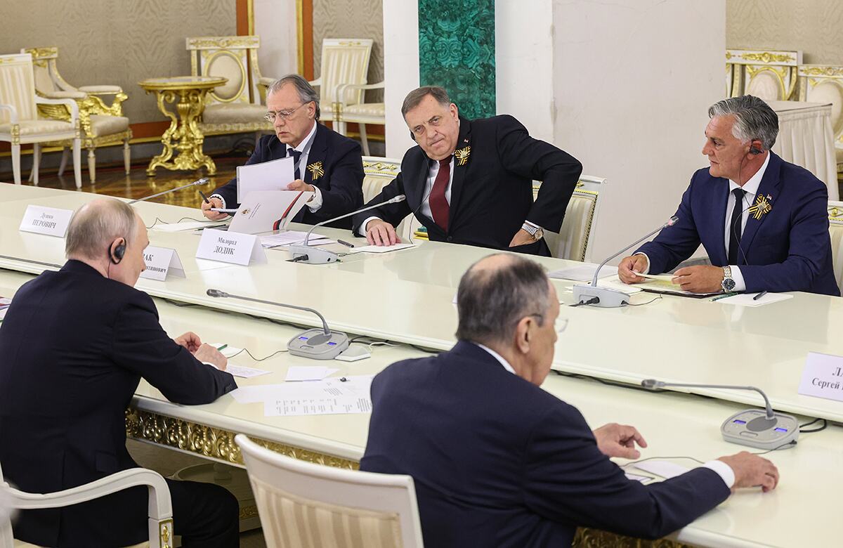Vladimir Putin Siniša Karan Mile Dodik (6).jpg