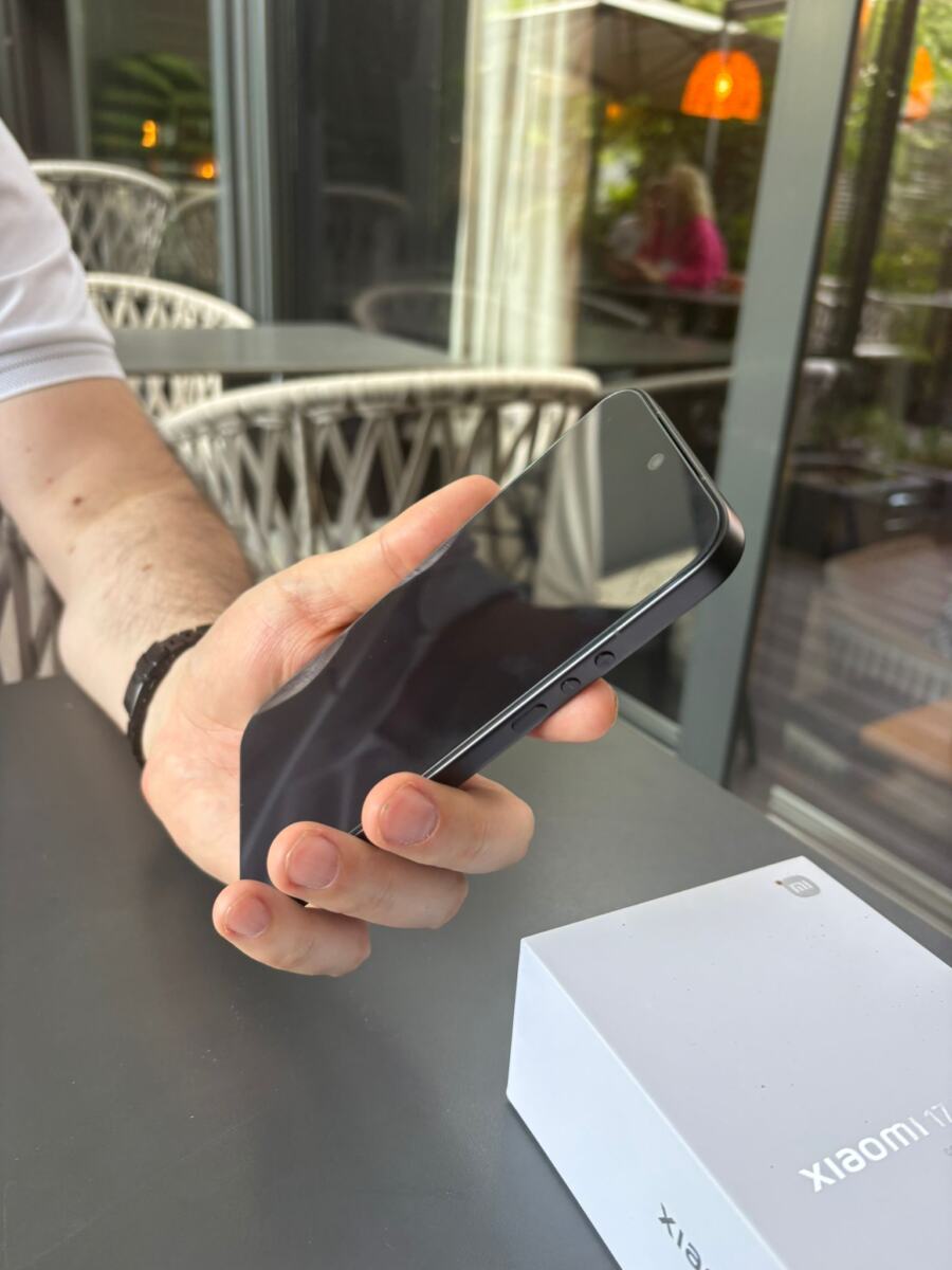 Xiaomi 17 Ultra (5).jpeg