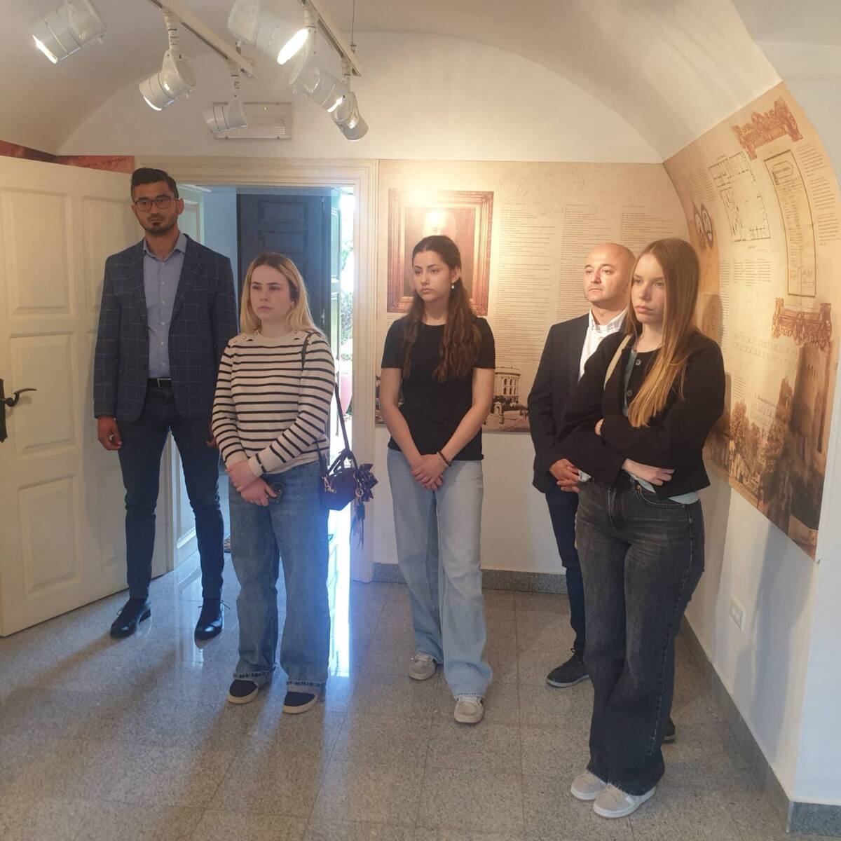 Reprezentacija_Srbije_u_poseti_Dalju (3).jpg