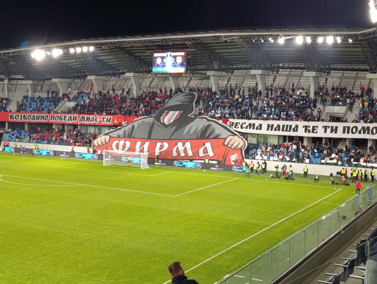 Firma, Navijači Vojvodine