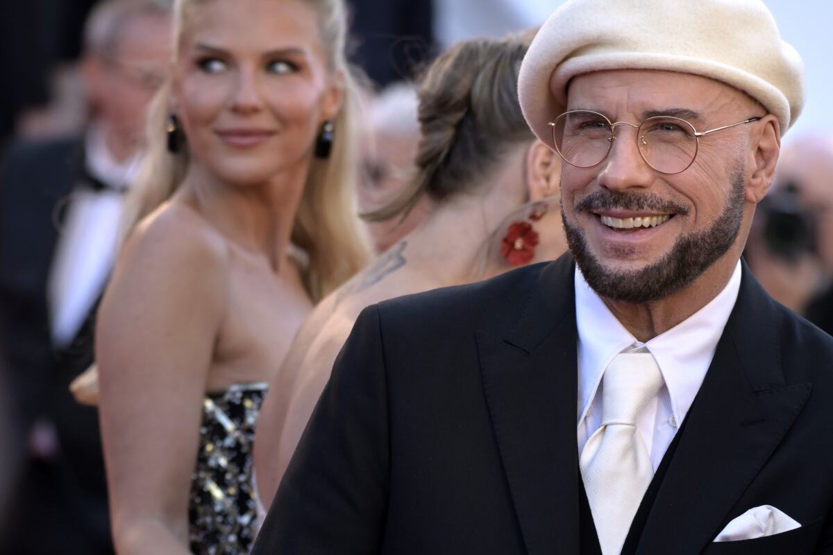 Džon Travolta na Kanskom festivalu 2026 osvojio Zlatnu palmu