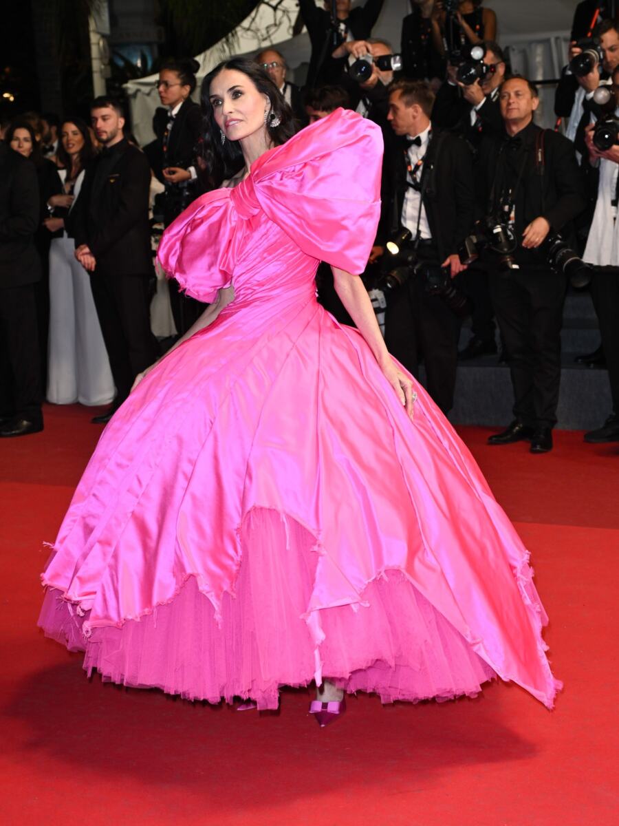 Demi Mur u Kanu u pink haljini