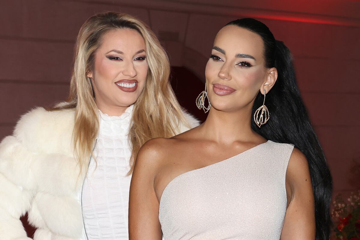 Rada Manojlovic, Katarina Grujic