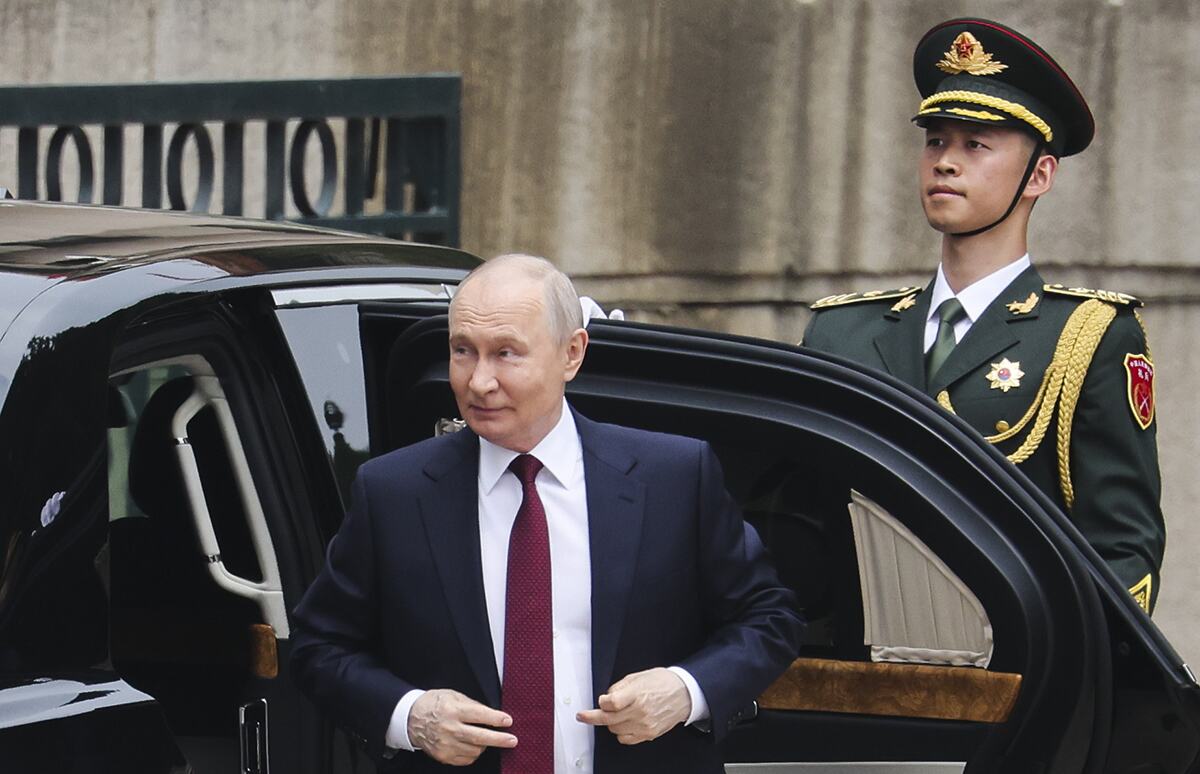Vladimir Putin Si Đinping (37).jpg