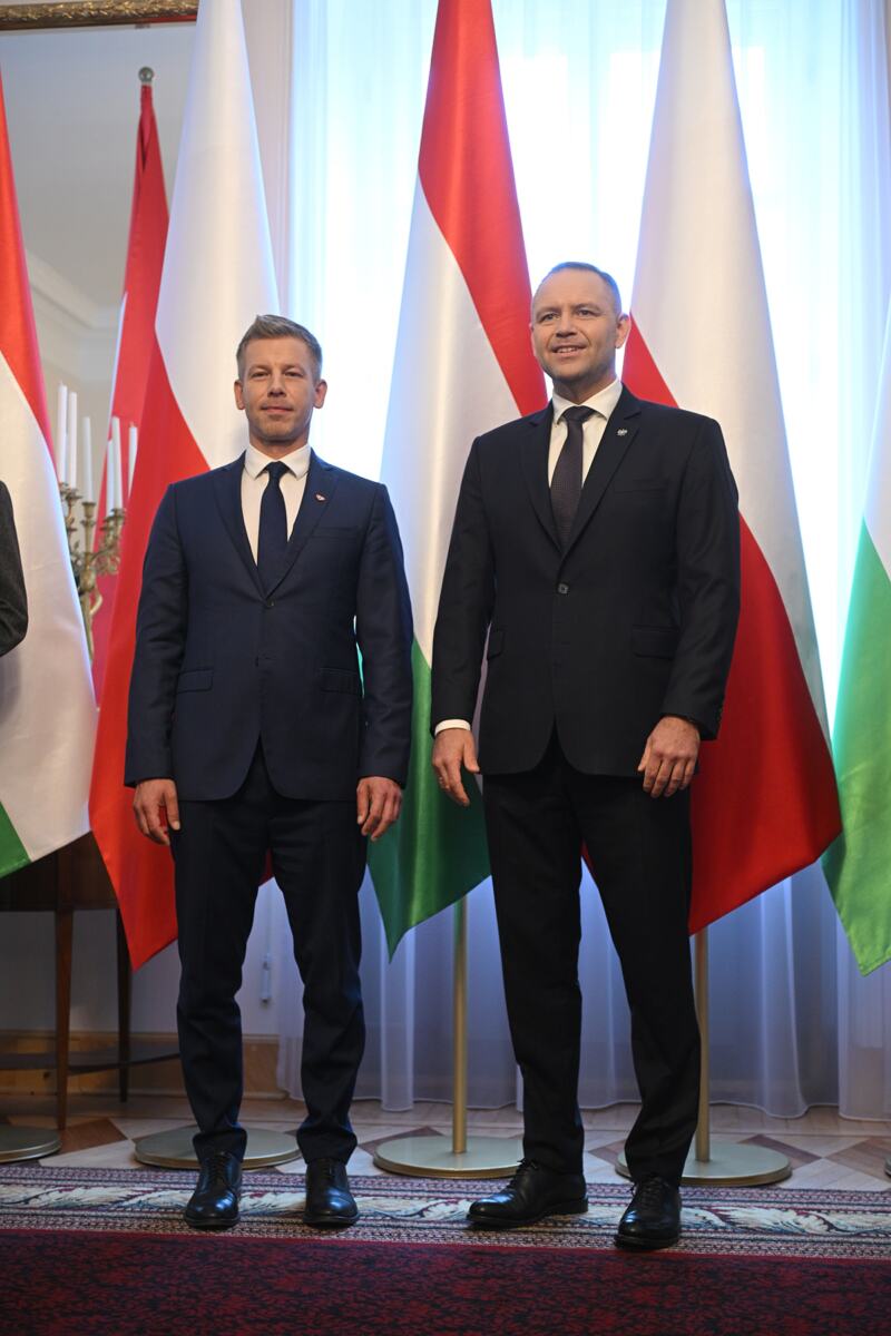 Peter Mađar Donald Tusk (14).jpg