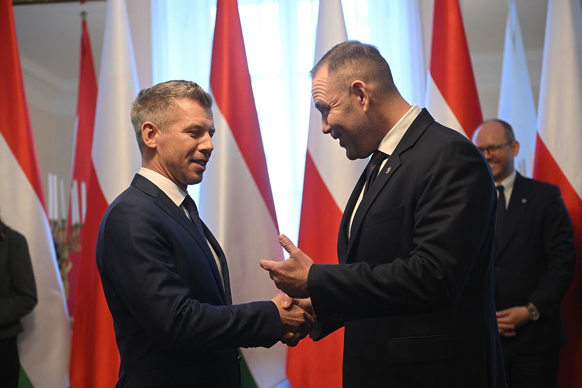 Peter Mađar Donald Tusk (6).jpg