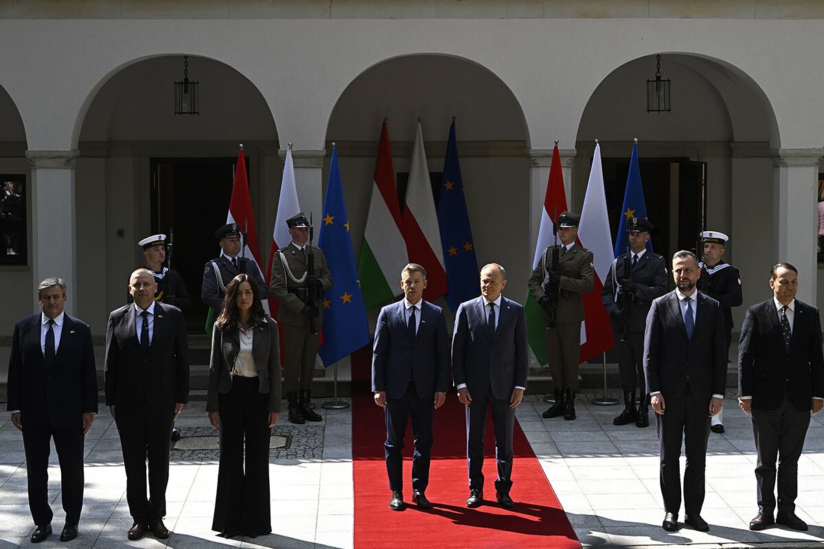 Peter Mađar Donald Tusk (4).jpg
