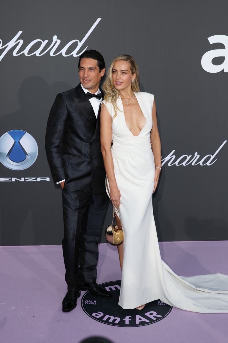 Petra Nemcova sa suprugom na filmskom festivalu u Kanu