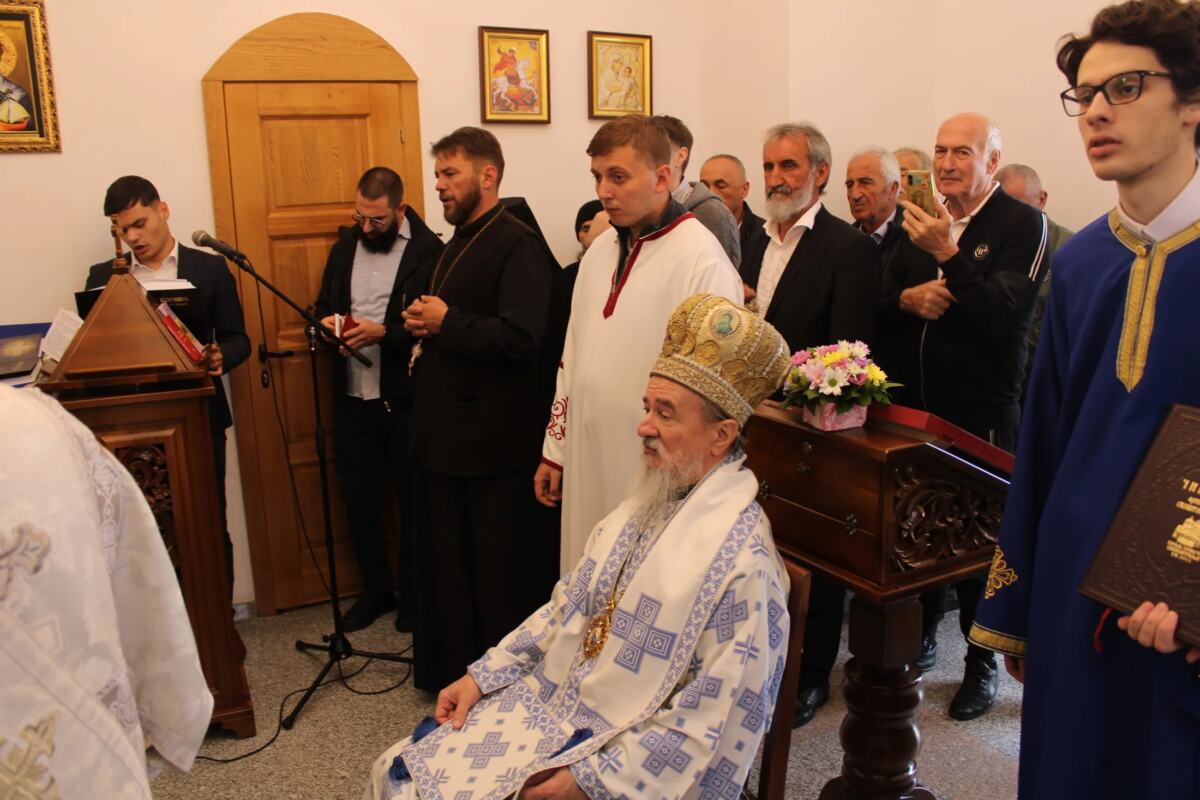 Osveštan novopodignuti pravoslavni hram u selu Obarde kod Pljevalja (16).jpg