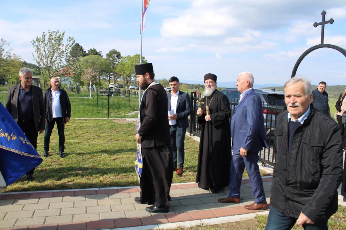 Osveštan novopodignuti pravoslavni hram u selu Obarde kod Pljevalja (4).jpg