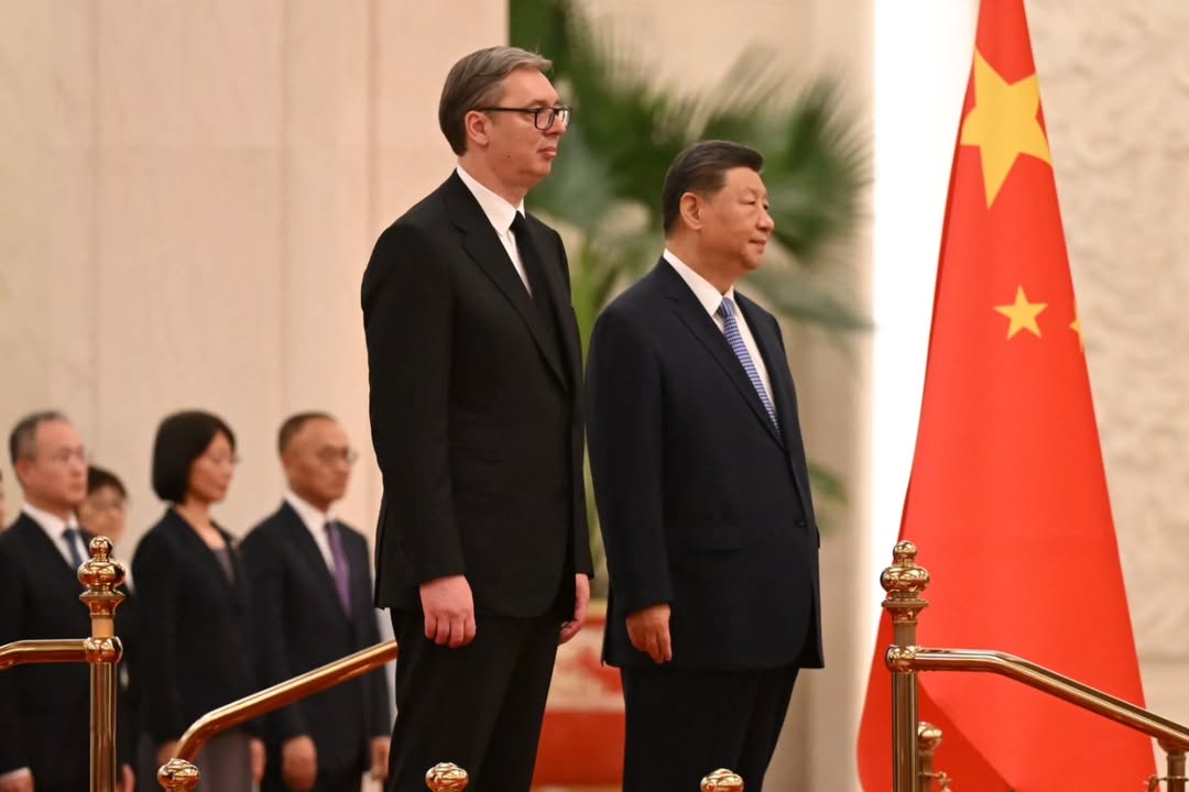 Veoma sam srećan što sam zajedno sa delegacijom danas u Pekingu. Hvala na veličanstvenom dočeku(6).jpg