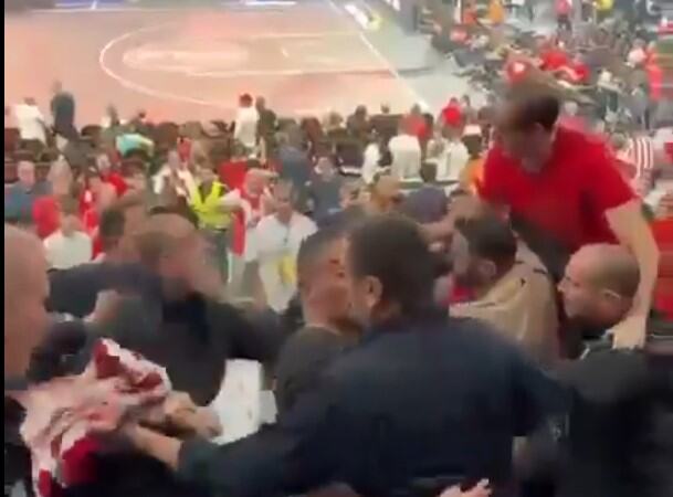 Olimpijakos 2.jpg