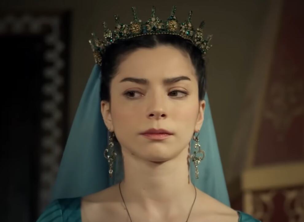 Merve Bolugur kao sultanija Nurbanu