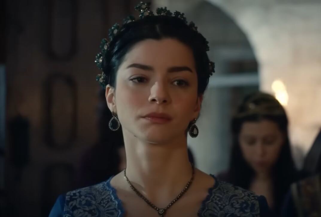 Merve Bolugur kao sultanija Nurbanu