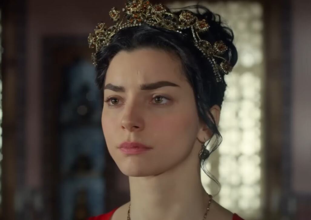 Merve Bolugur kao sultanija Nurbanu