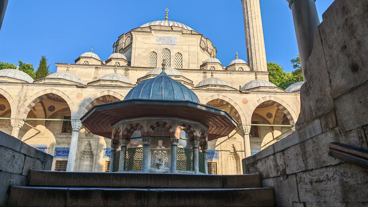 Džamija Mehmeda-paše Sokolovića u distriktu Fatih u Istanbulu