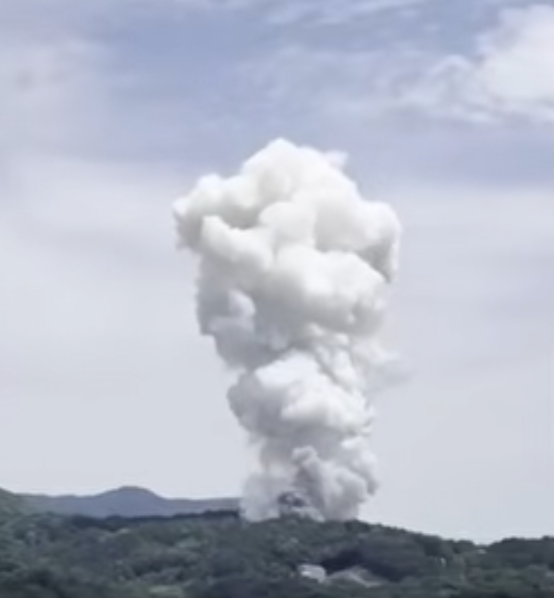 eksplozija u farnici oružja južna koreja (6).png