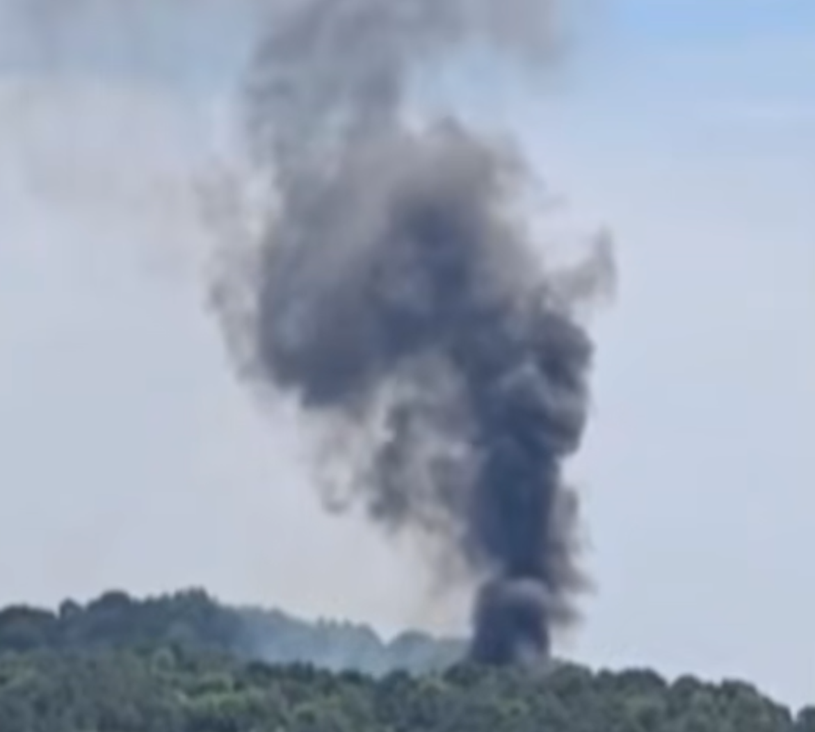 eksplozija u farnici oružja južna koreja (2).png