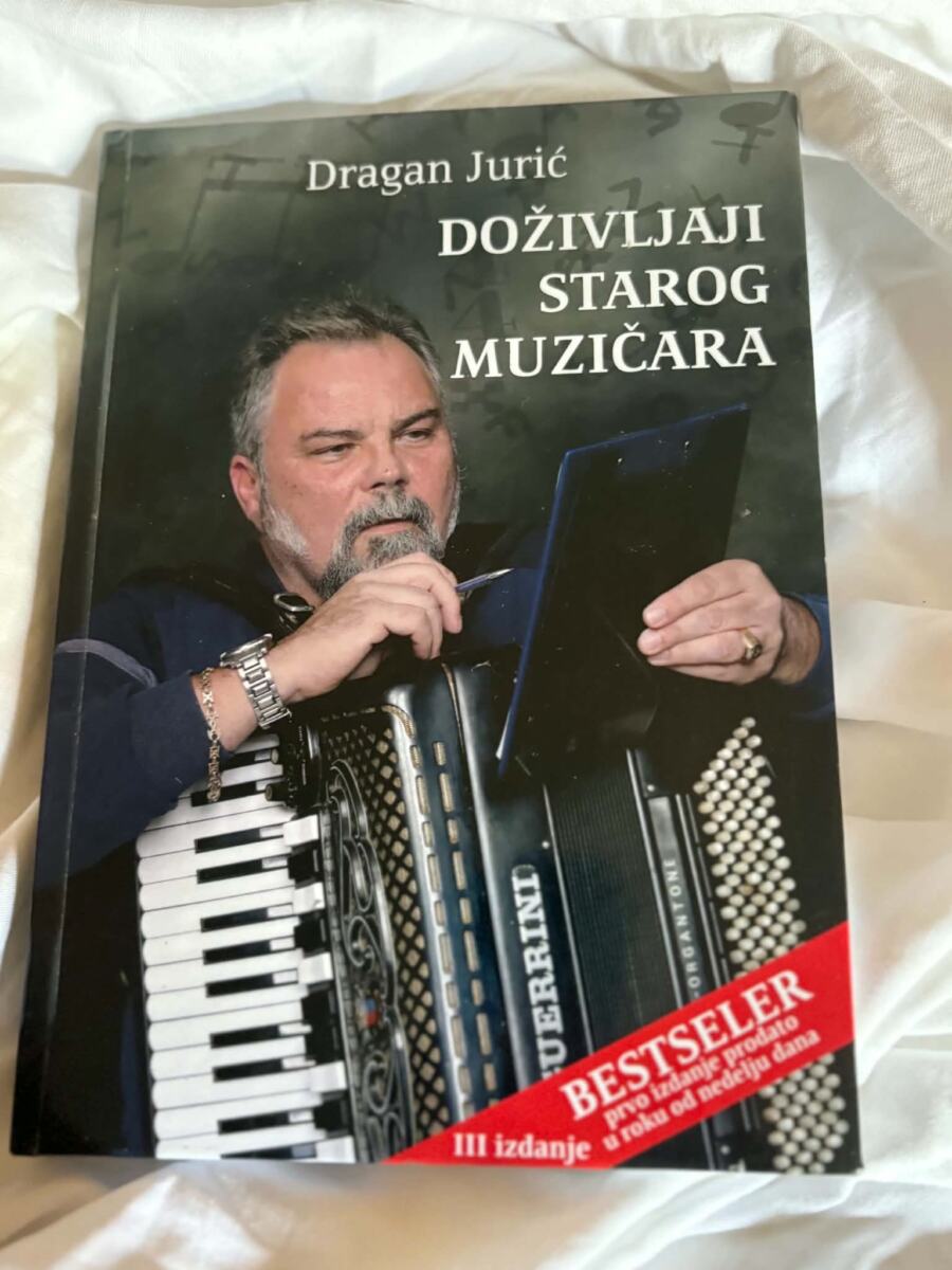 Dragan Jurić Jurke harmonikaš (1).jpg