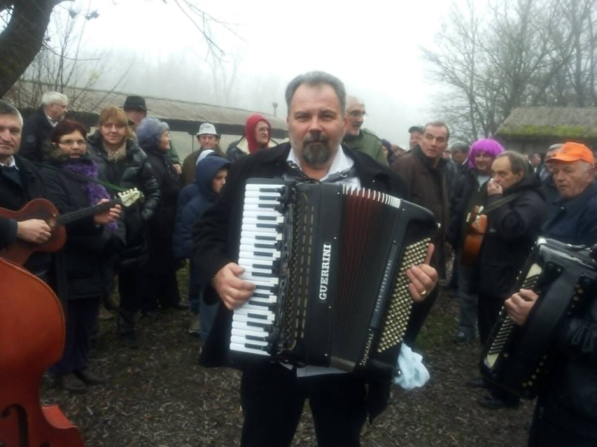 Dragan Jurić Jurke harmonikaš (3).jpg