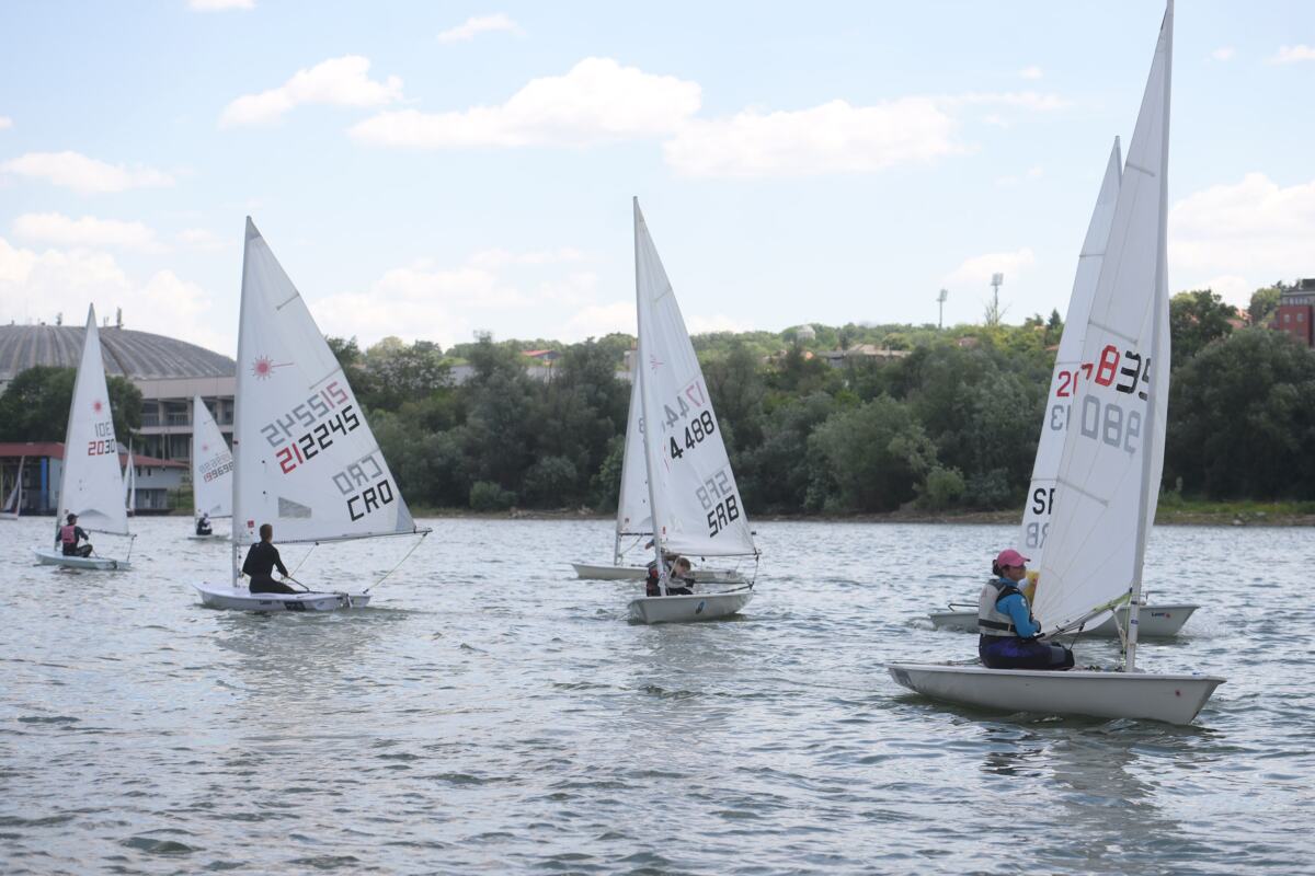 Jedriličarska regata Zoran Radosavljević 4.jpg