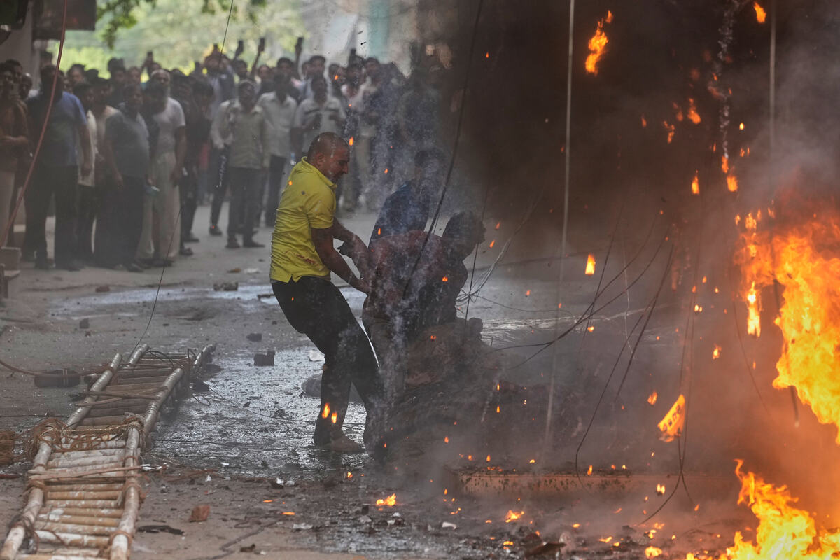 nju delhi pozar02 AP Manish Swarup.jpg