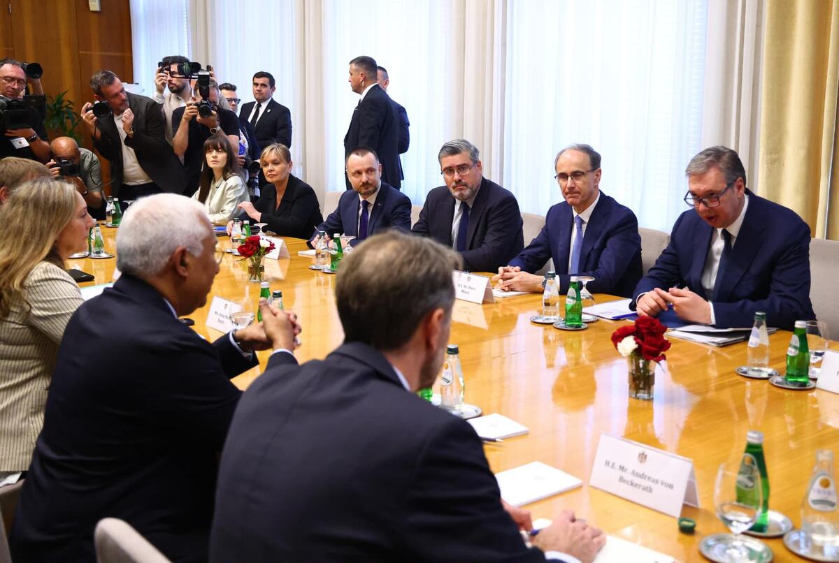 Aleksandar Vučić (2).jpeg
