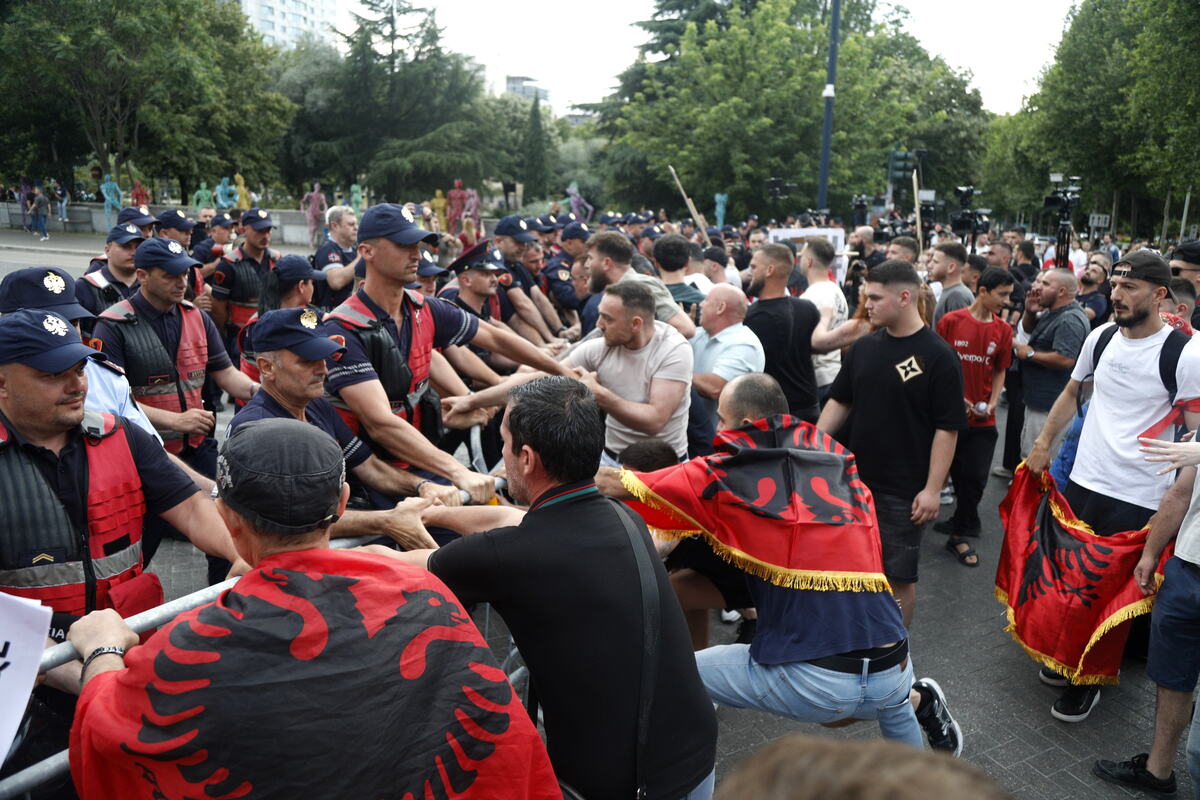 albanija14 EPA Malton Dibra.jpg