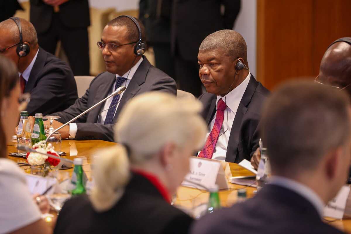 Aleksandar Vučić Angola  Žoao Manuel Gonsalves Lorens  (1).jpeg