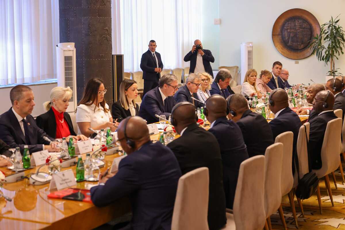 Aleksandar Vučić Angola  Žoao Manuel Gonsalves Lorens  (7).jpeg