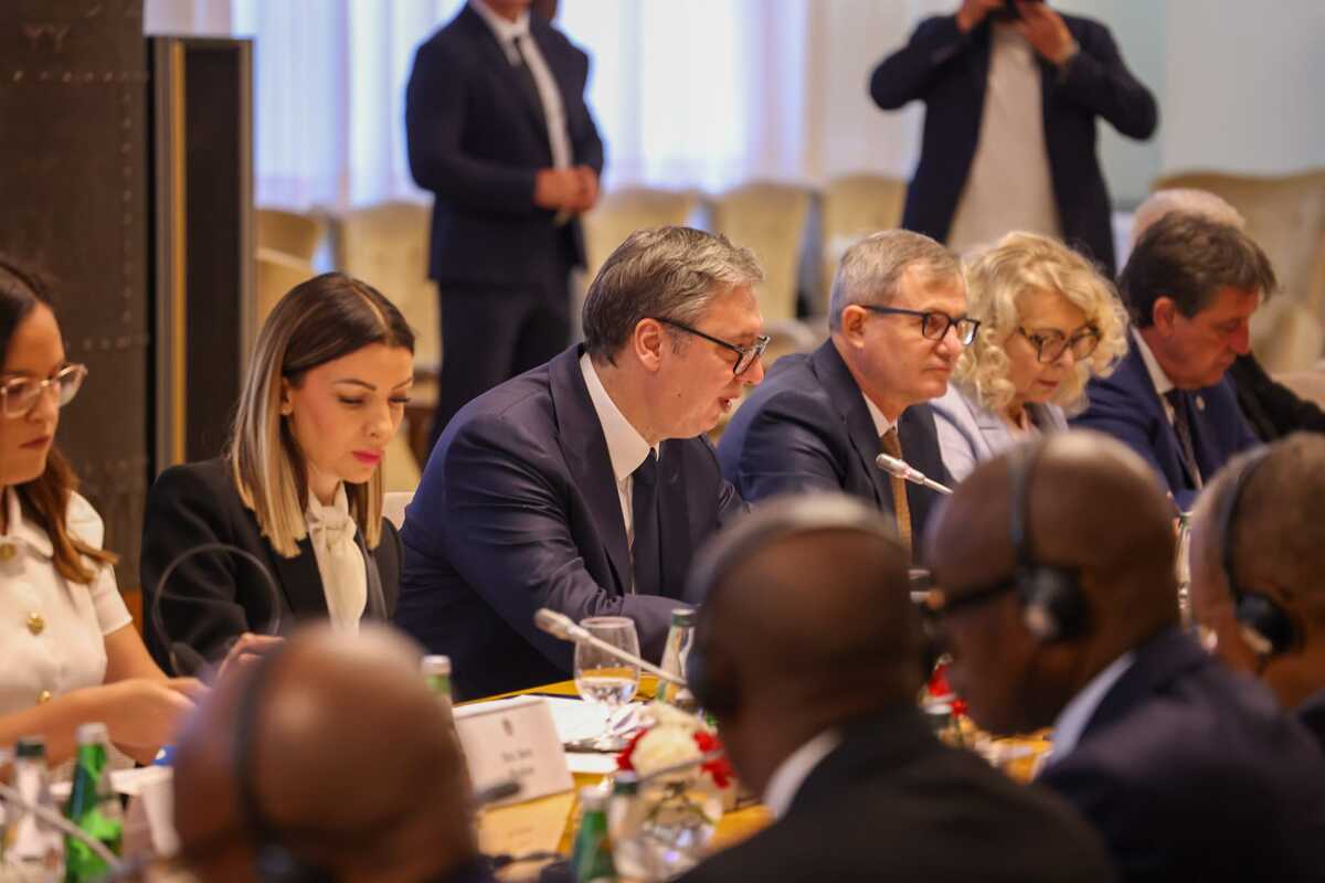 Aleksandar Vučić Angola  Žoao Manuel Gonsalves Lorens  (8).jpeg