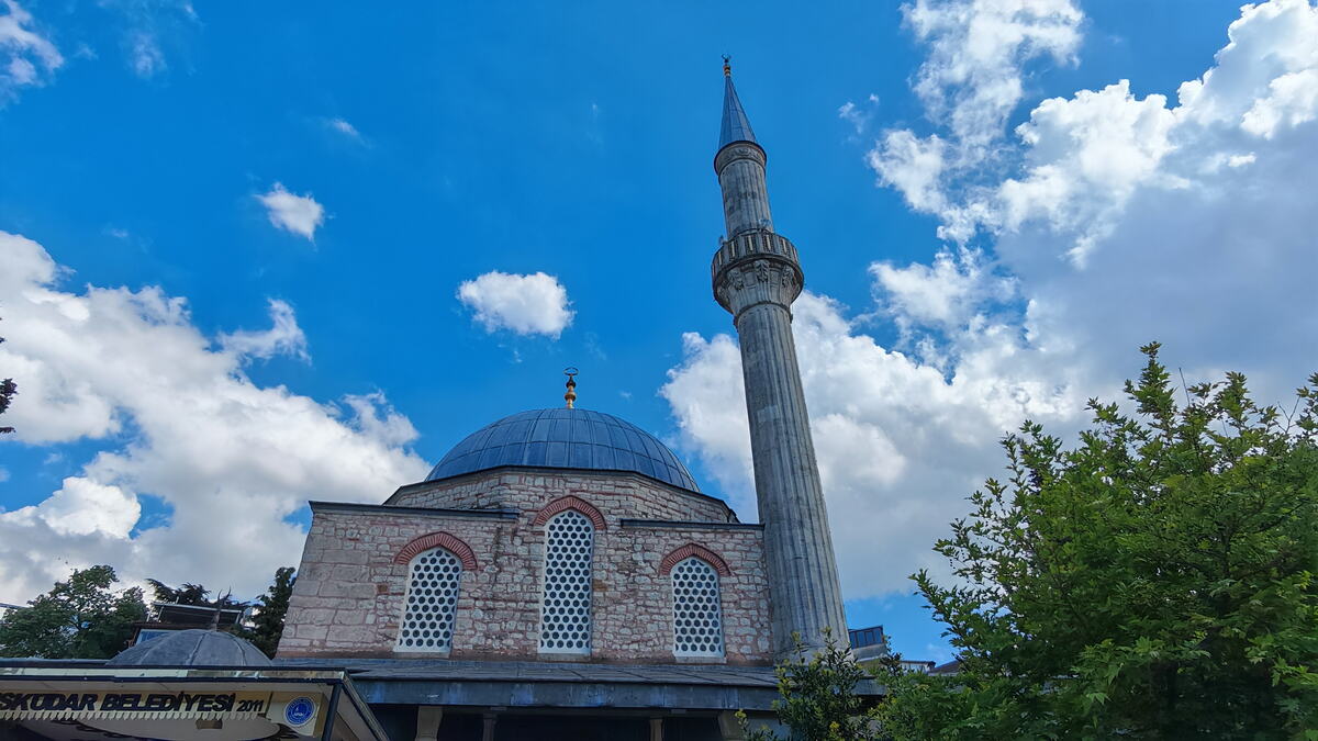 Činili džamija u Istanbulu, zadužbina sultanije Kosem