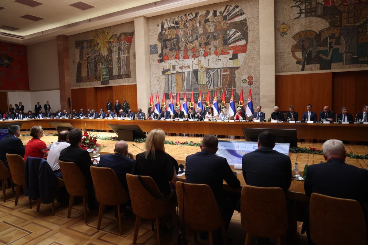 Okrugli sto Srbija Angola (4).jpeg