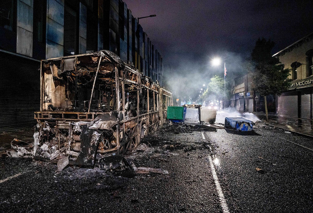 Belfast nemiri neredi (1).jpg