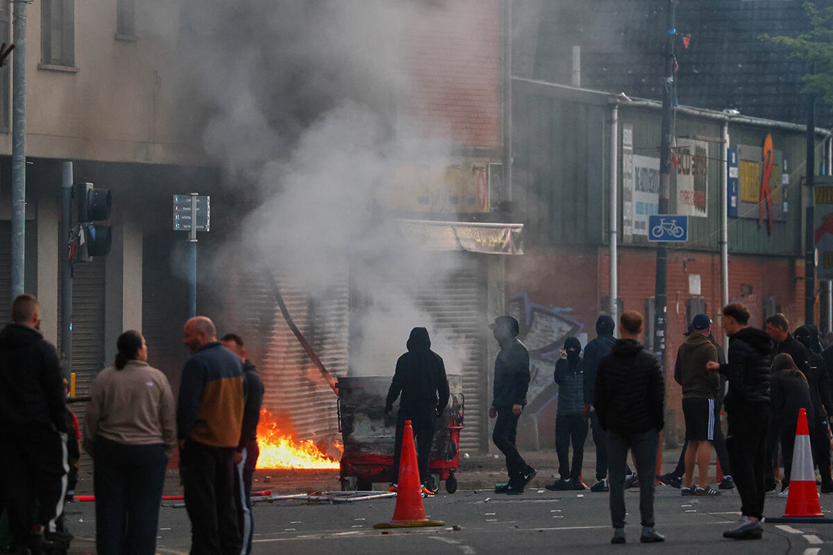 Belfast nemiri neredi (2).jpg