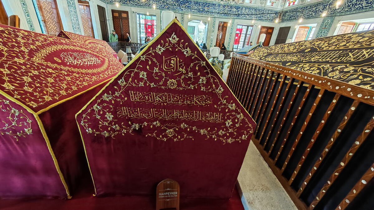 Grob sultanije Kosem u turbetu (grobnici) u kompleksu Plave džamije u Istanbulu