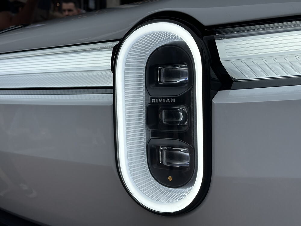 rivian r2.jpg