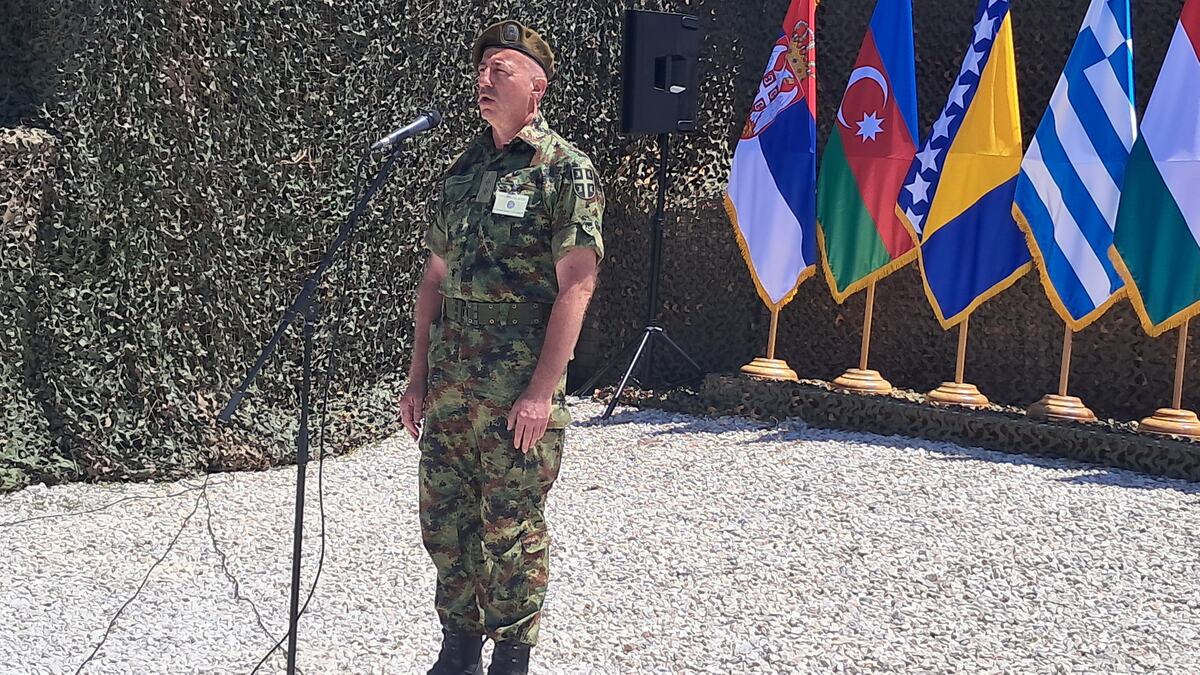 POTPUKOVNIKSASAVUCKOVIC1.jpg