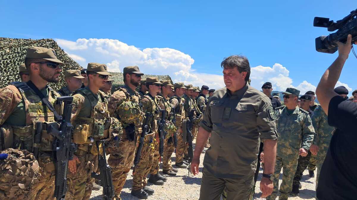 Vojska Srbije Bratislav Gašić (16).jpeg