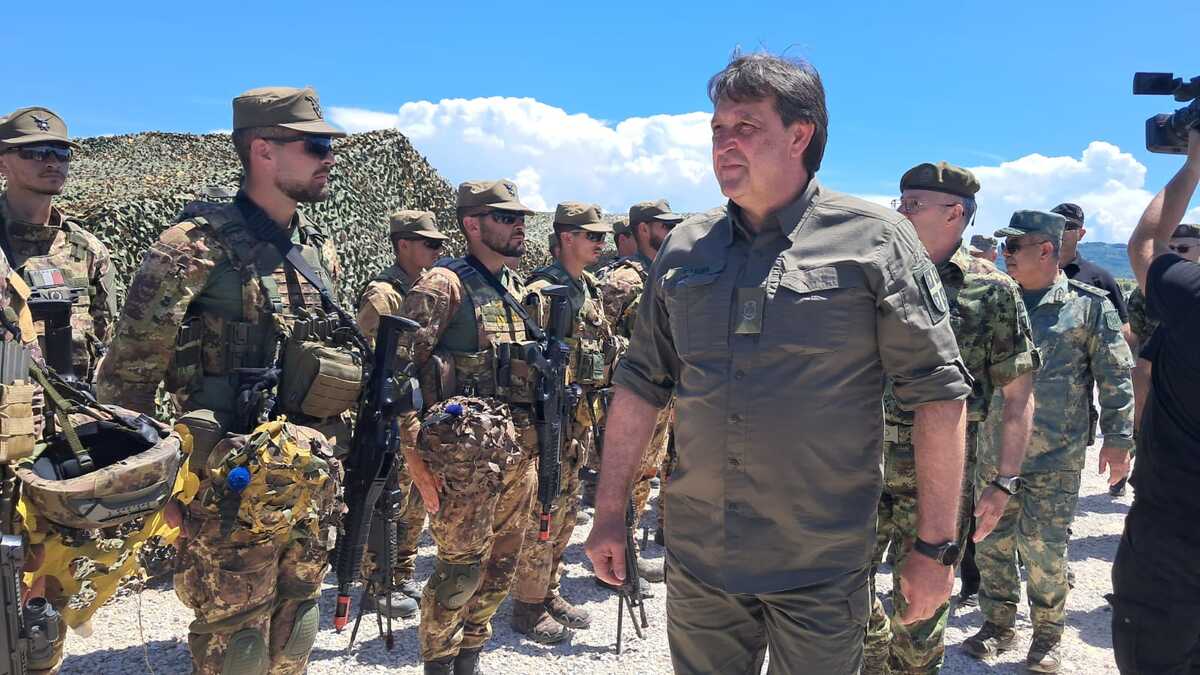 Vojska Srbije Bratislav Gašić (14).jpeg