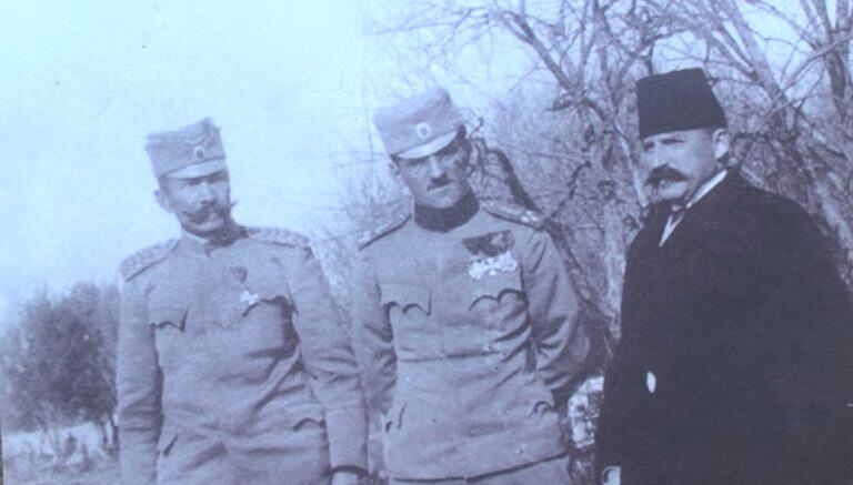 esad_pasa_bojovic_i_aleksandar_1613117998.jpg