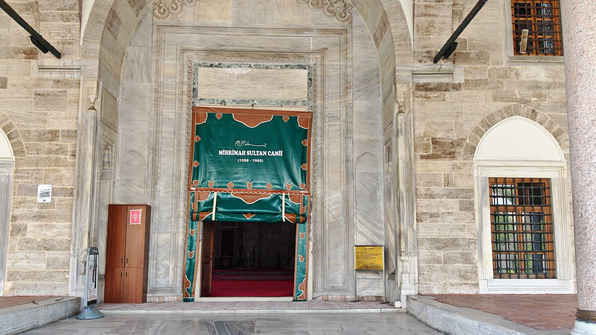 Džamija sultanije Mihrimah u Istanbulu u naselju Edirnekapi