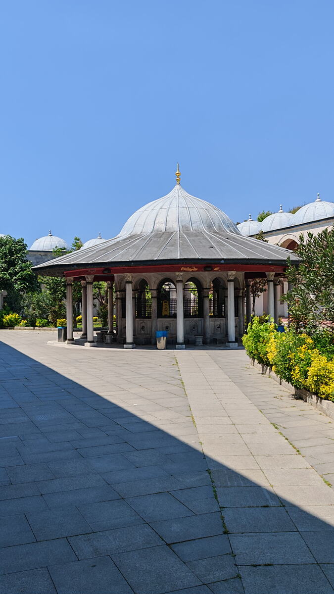 Džamija sultanije Mihrimah u Istanbulu u naselju Edirnekapi