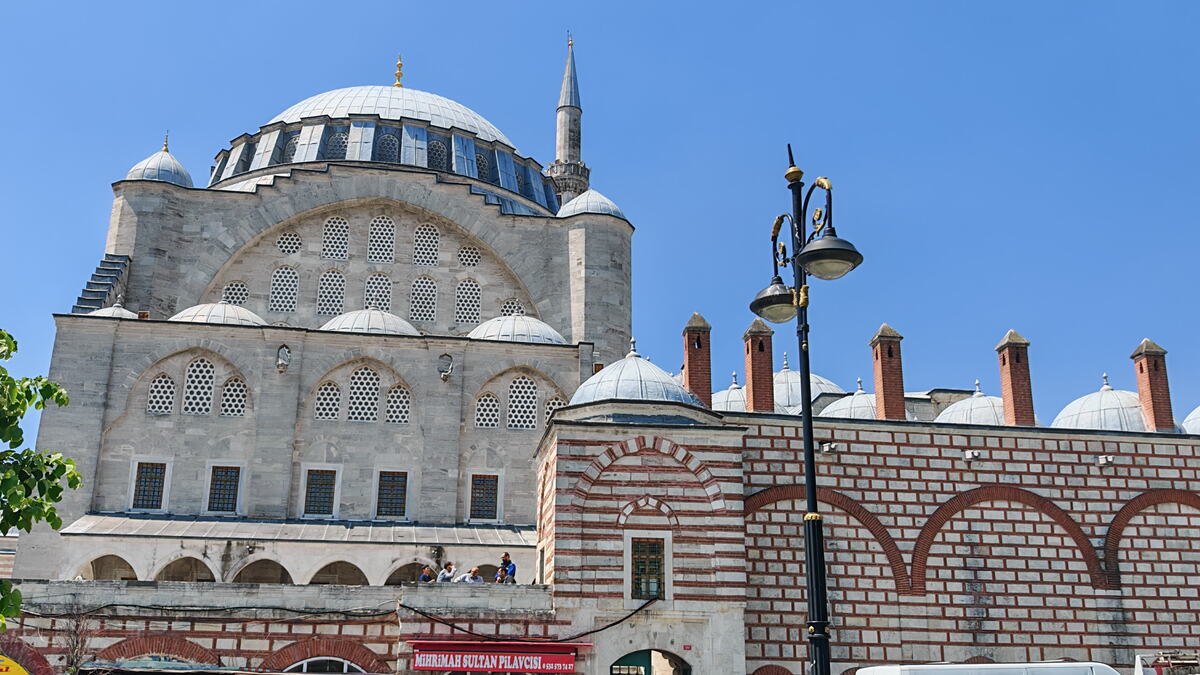 Džamija sultanije Mihrimah u Istanbulu u naselju Edirnekapi