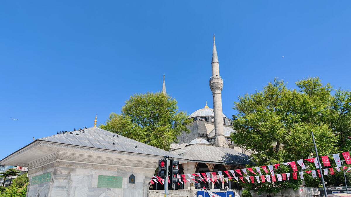Džamija sultanije Mihrimah u naselju Uskudar u Istanbulu
