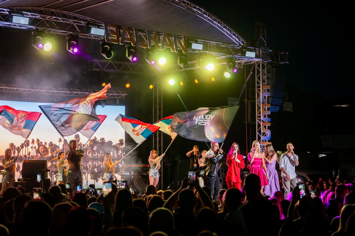 LiveProductionYouthPazovaHighlight-13.jpg