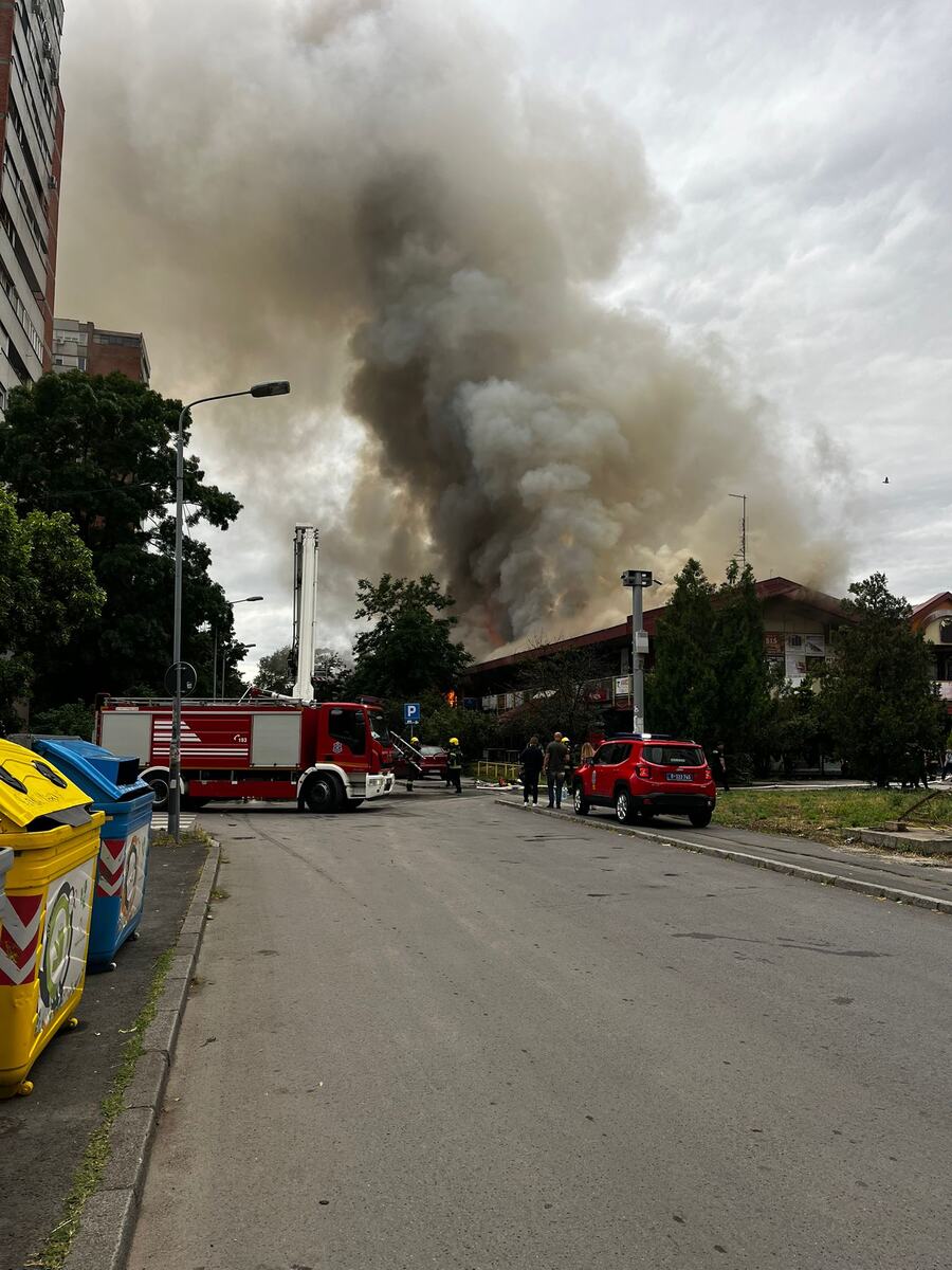 požar TC Enjub blok 45