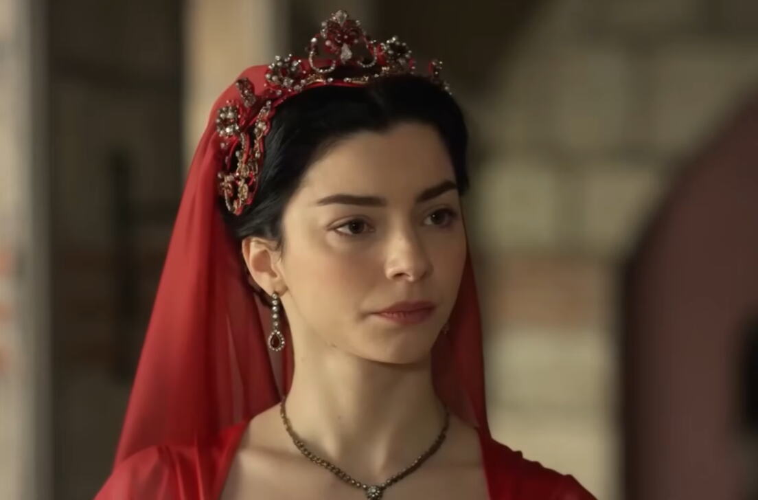 Merve Bolugur kao sultanija Nurbanu
