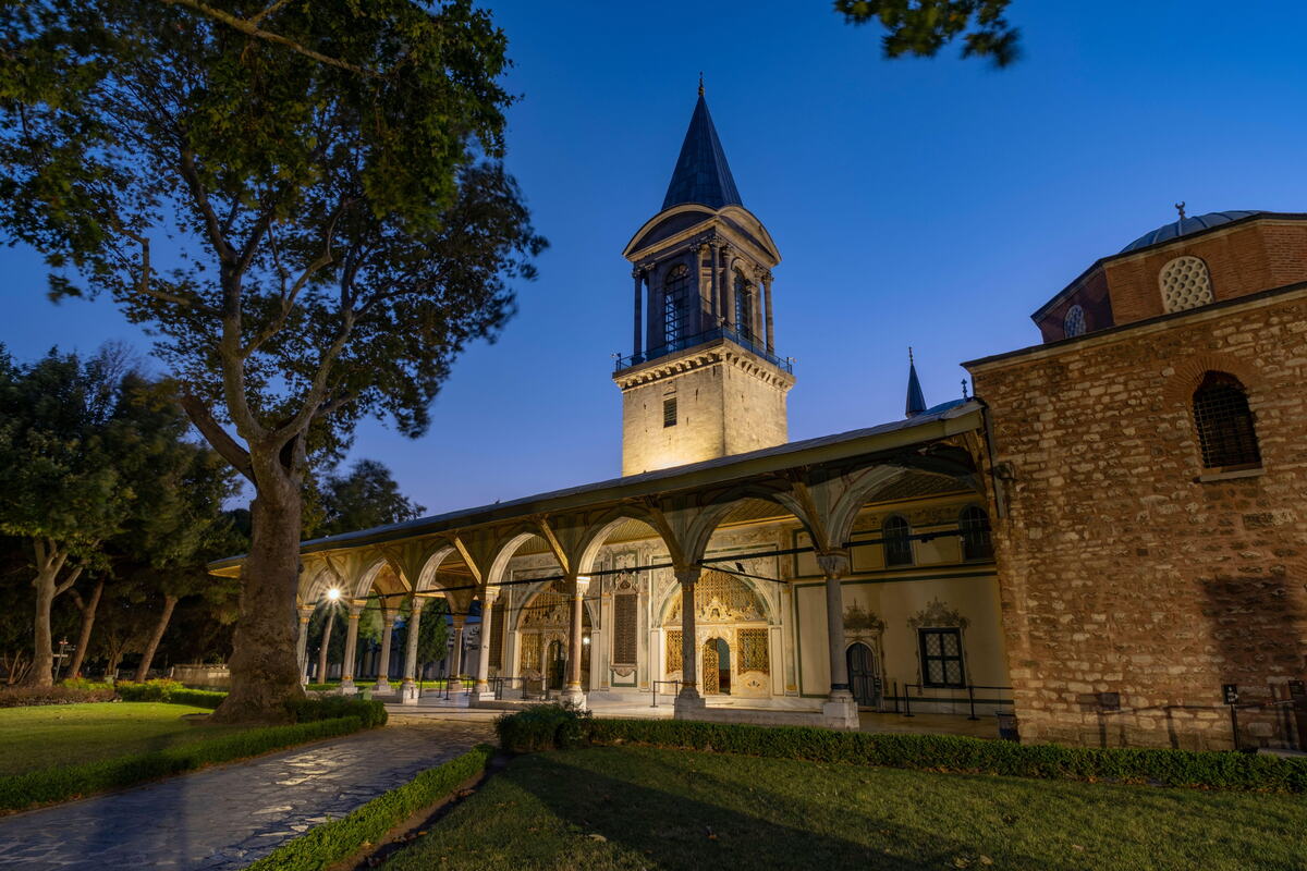Palata Topkapi (drugo dvorište) - sedište Divana i Kula pravde